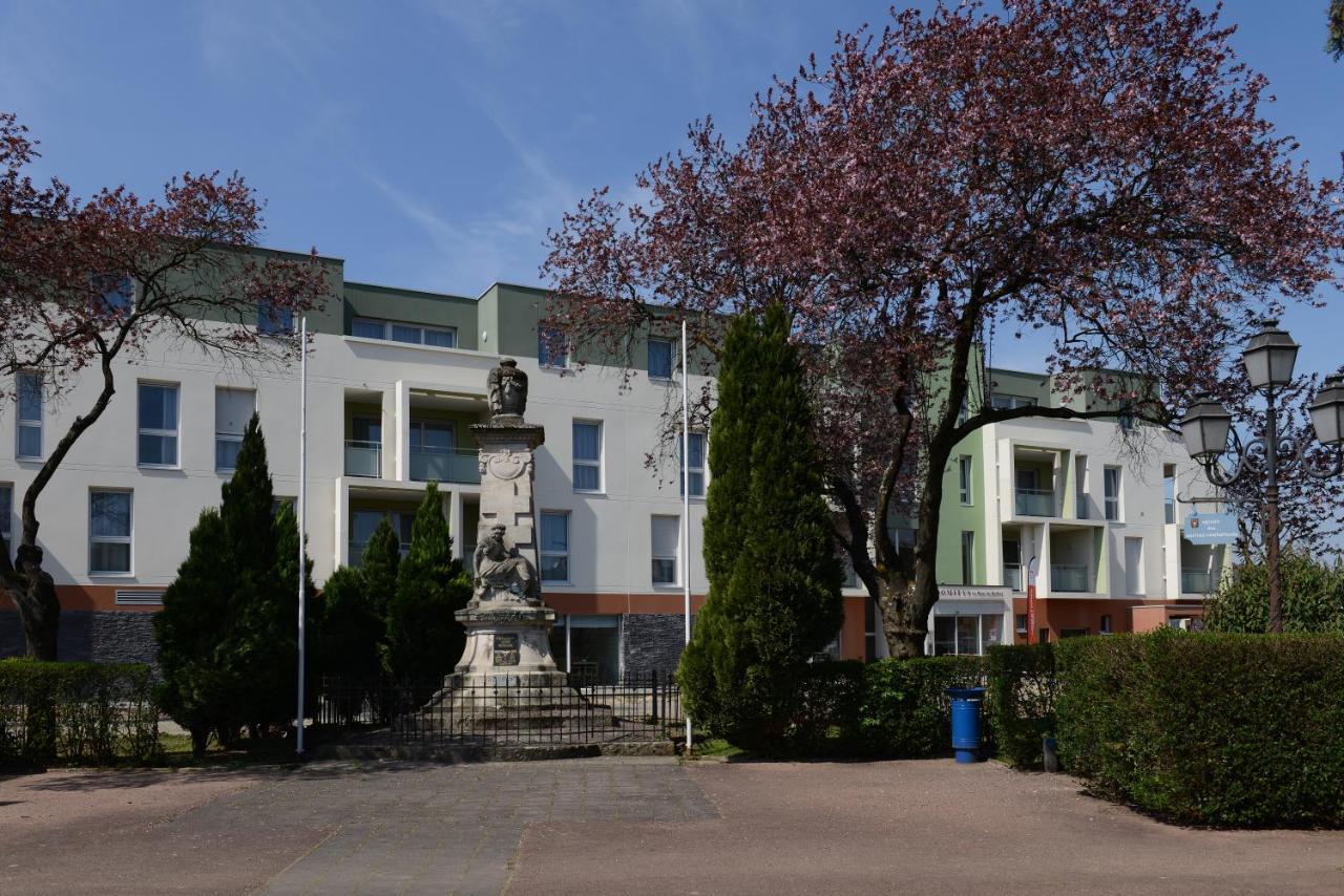Domitys La Rose Du Beffroi Aparthotel Maizières-lès-Metz Екстериор снимка